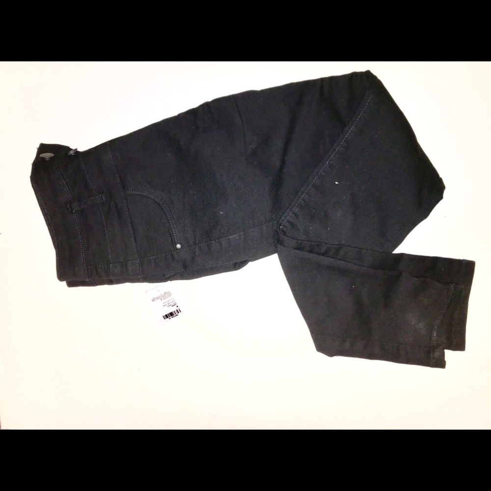 New black high-waisted jeans